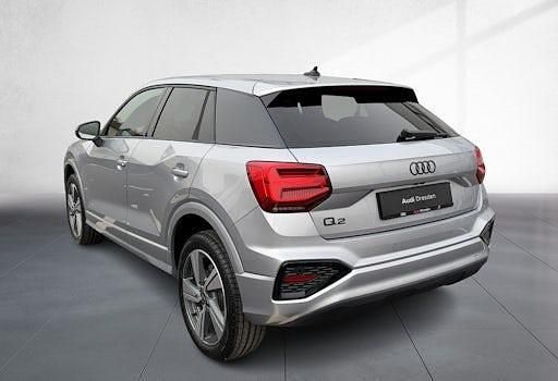 Neu Audi Q2 Advanced Plus 150 PS (110 kW) 2026 Silber SUV