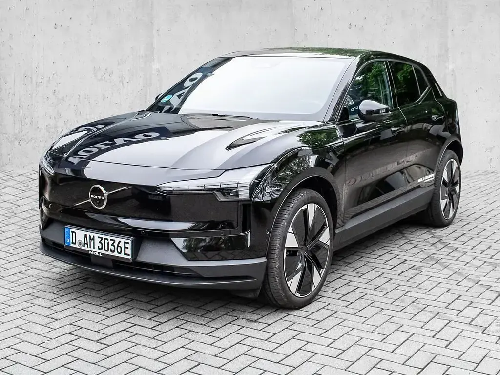 Gebraucht Volvo EX30 Ultra 200 kW (272 PS) 2026 Onyx schwarzmetallic SUV