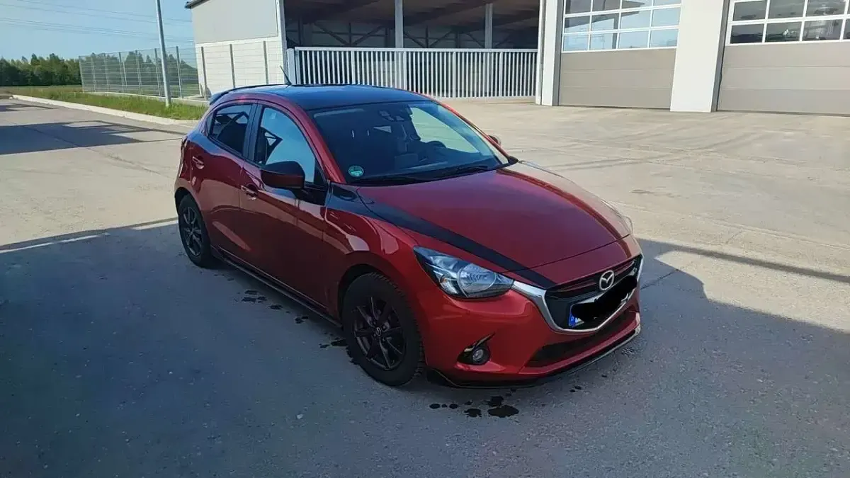 Gebraucht Mazda 2 Inclusive 105 PS (77 kW) 2016 Rot Limousine