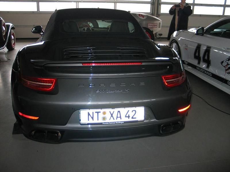 Gebraucht Porsche 991 560 PS (411 kW) 2014 Grau Cabrio