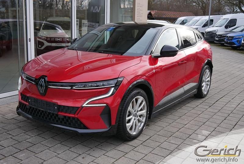 Gebraucht Renault Megane E-Tech Techno 160 kW (218 PS) 2022 Dezirrot metallic Limousine