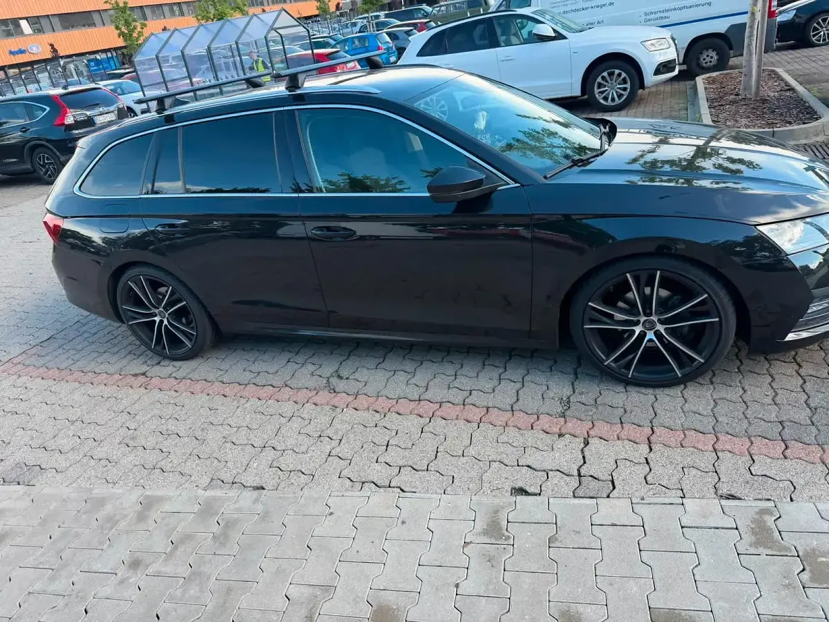 Gebraucht Skoda Octavia 150 PS (110 kW) 2020 Schwarz Kombi