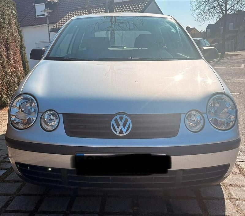 Gebraucht VW Polo 64 PS (47 kW) 2004 Silber Kleinwagen