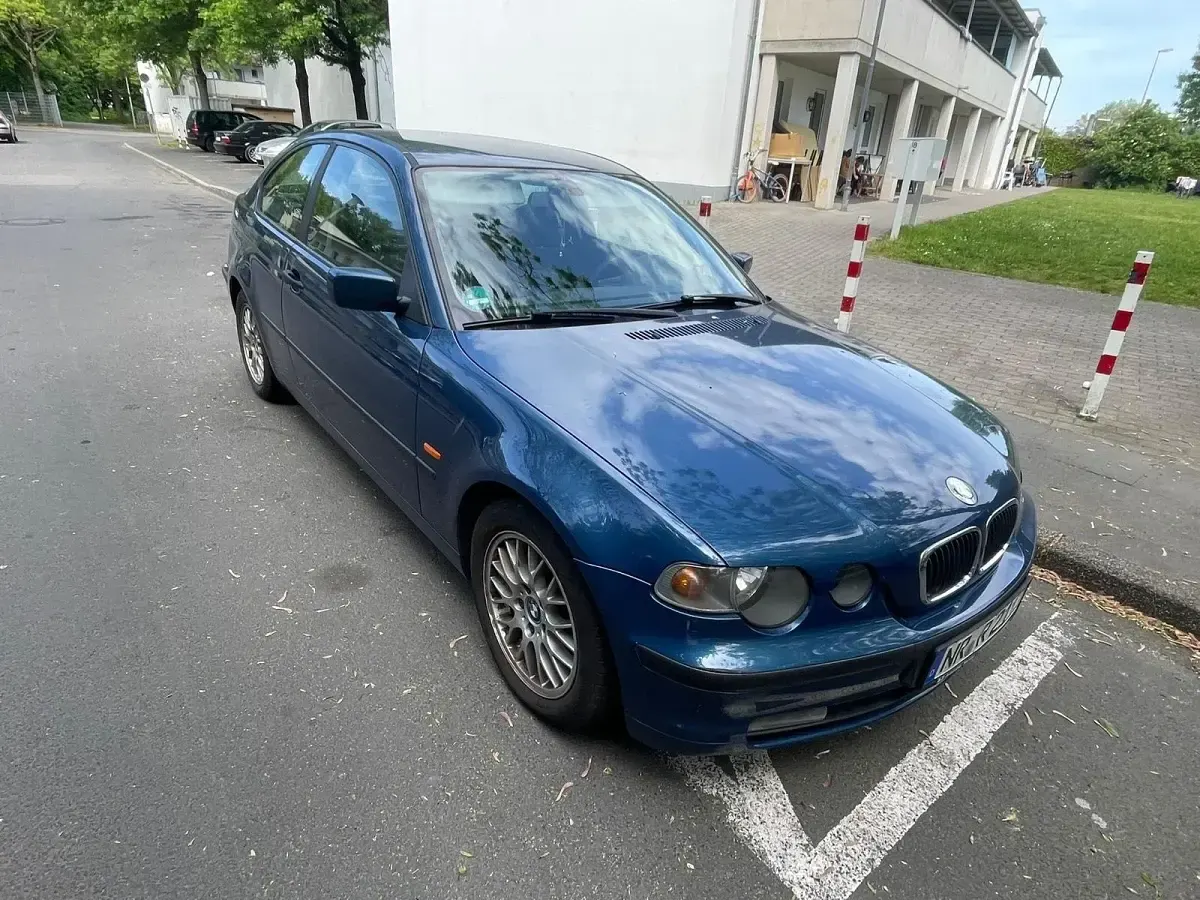 Gebraucht BMW 316 116 PS (85 kW) 2003 Blau Coupé