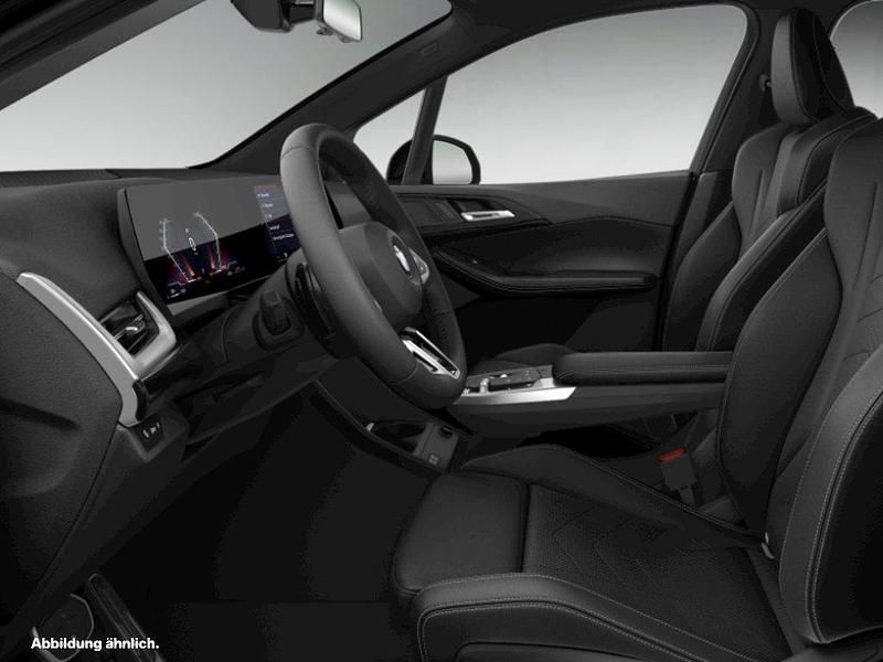 Neu BMW 216 M Sport 122 PS (89 kW) 2025 Schwarz Van / Kleinbus