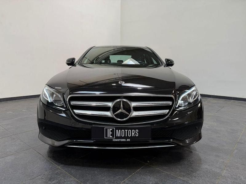 Gebraucht Mercedes E350 258 PS (189 kW) 2017 Schwarz Limousine