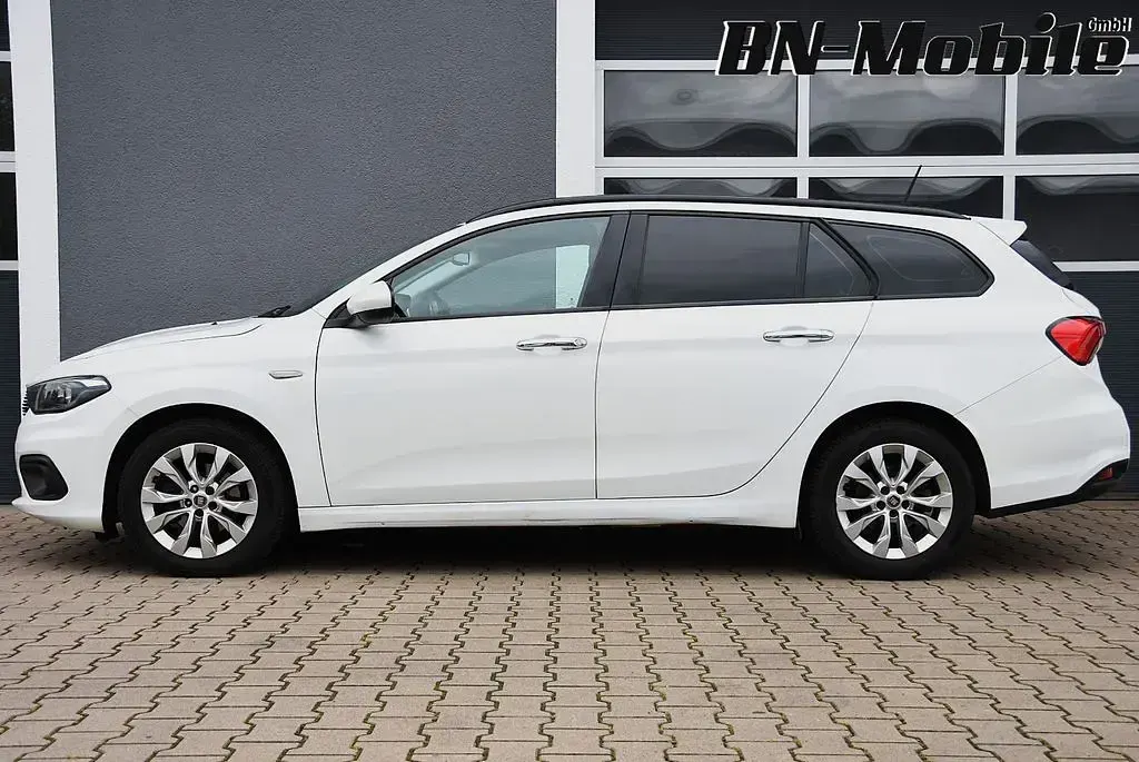 Gebraucht Fiat Tipo Lounge 120 PS (88 kW) 2016 Weiß Kombi
