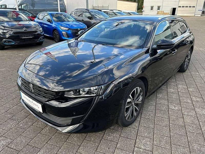 Perla nera schwarz Gebraucht 2021 Peugeot 508 Allure Kombi | 17.900 € (Fairer Preis) - Bild 1/4