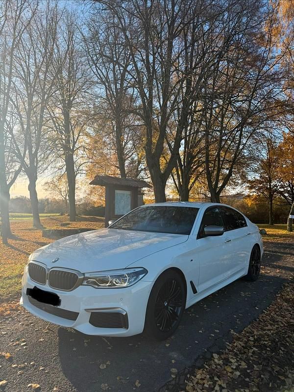 Weiß Gebraucht 2018 BMW M550 Performance Limousine | 29.999 € (Superpreis) - Bild 1/4