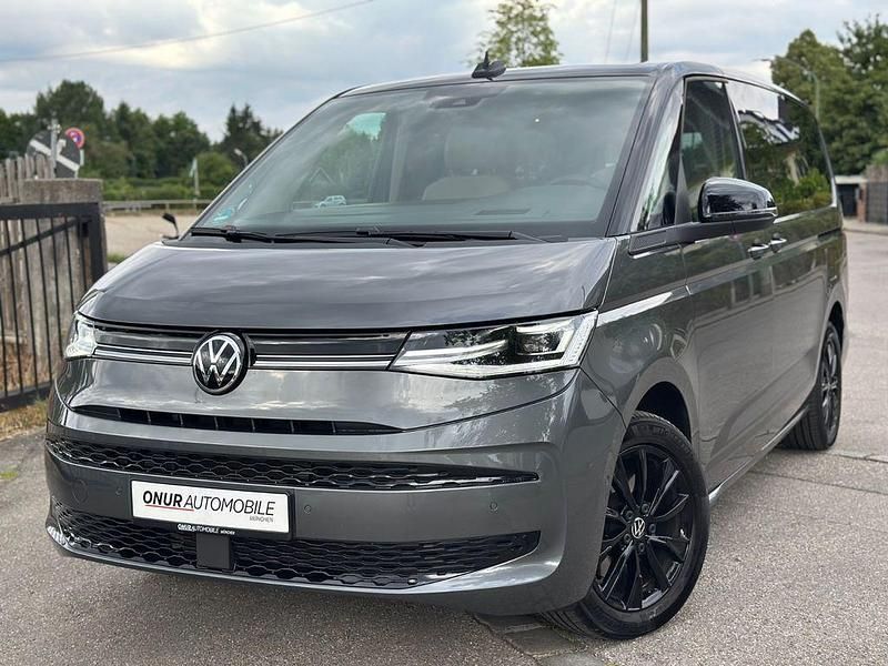 Gebraucht VW Multivan Edition 150 PS (110 kW) 2024 Grau Van
