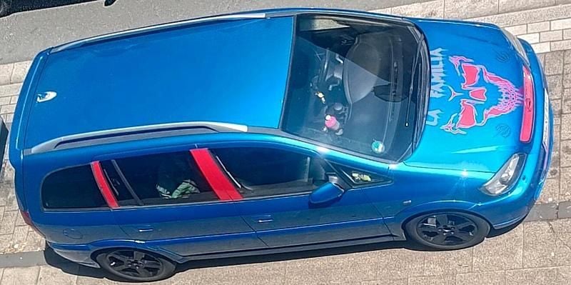 Blau Gebraucht 2004 Opel Zafira OPC Van / Kleinbus | 1.900 € (Fairer Preis) - Bild 1/1