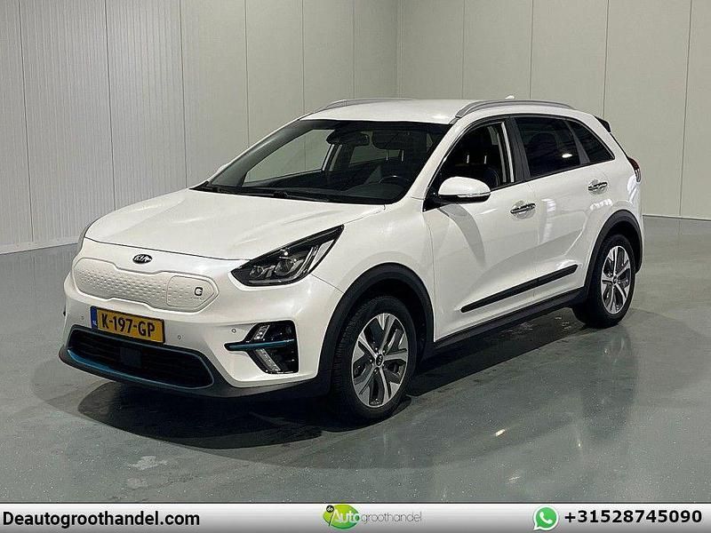 Weiß Gebraucht 2020 Kia e-Niro SUV | 13.189 € (Fairer Preis) - Bild 1/4