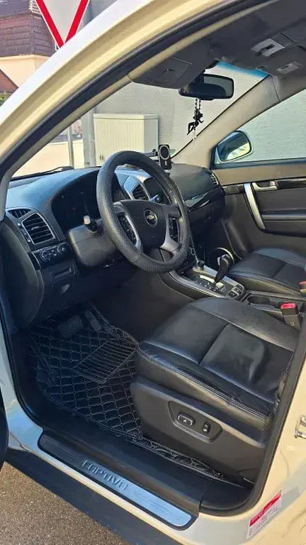 Gebraucht Chevrolet Captiva LT 184 PS (135 kW) 2011 Weiß SUV