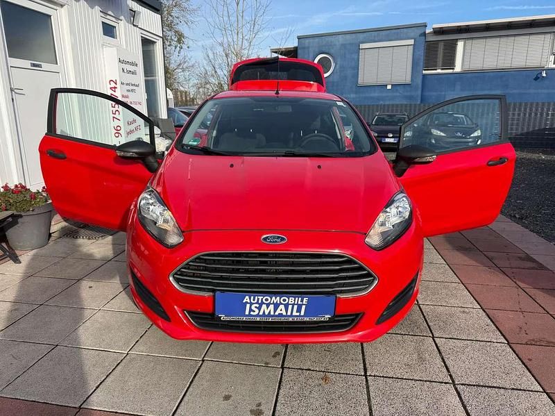 Racerot Gebraucht 2016 Ford Fiesta Ambiente Kleinwagen | 4.555 € - Bild 1/4