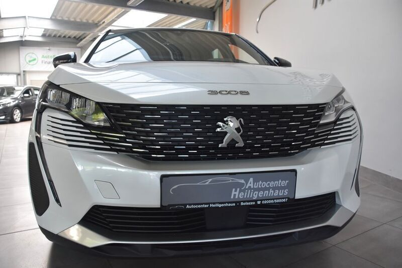 Weiß Gebraucht 2023 Peugeot 3008 Active SUV | 21.280 € (Superpreis) - Bild 1/4