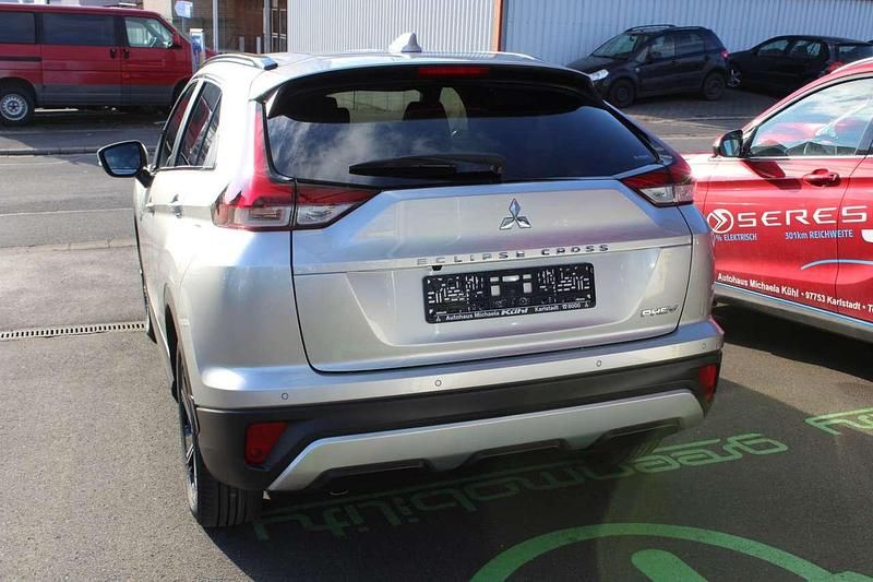Second-hand Mitsubishi Eclipse Cross Plus 188 CP (138 kW) 2022 Argintiu SUV