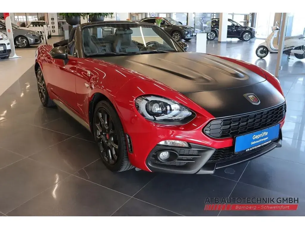 Gebraucht Abarth 124 Spider 170 PS (125 kW) 2017 Rot Cabrio