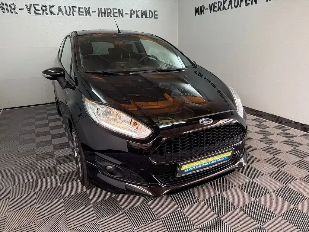 Gebraucht Ford Fiesta ST-Line 101 PS (74 kW) 2016 Schwarz Kleinwagen