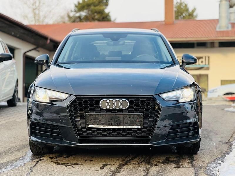 Gebraucht Audi A4 Basis 150 PS (110 kW) 2016 Grau Kombi