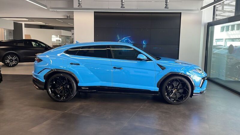 Blau Gebraucht 2023 Lamborghini Urus SUV | 309.100 € (Guter Preis) - Bild 1/4