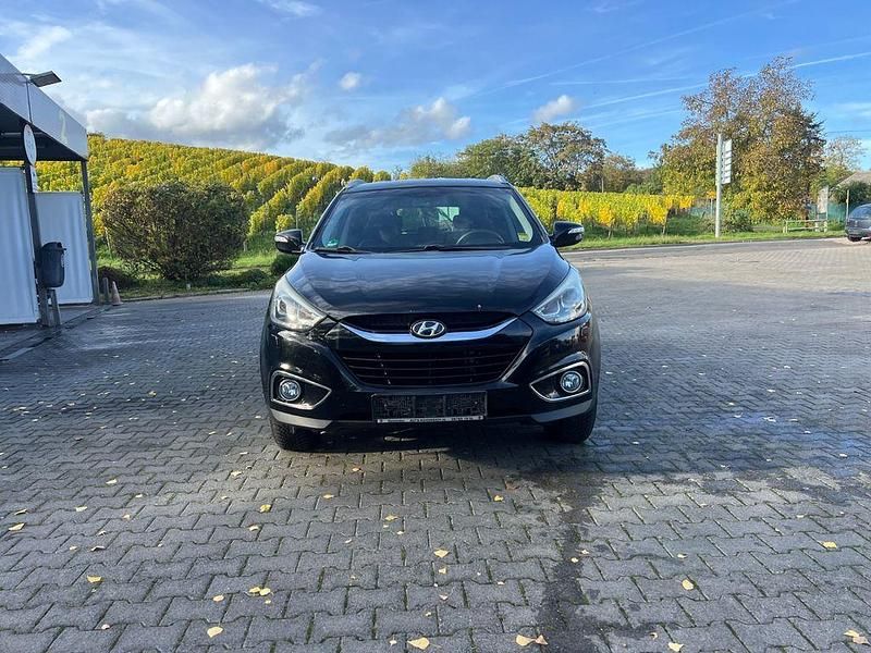 Schwarz Gebraucht 2014 Hyundai ix35 Style SUV | 6.500 € (Fairer Preis) - Bild 1/4