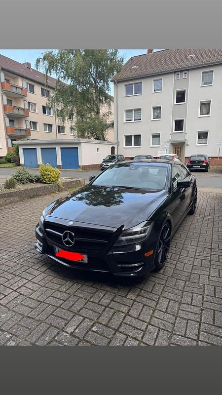 Schwarz Gebraucht 2012 Mercedes CLS500 Coupé | 24.000 € - Bild 1/4