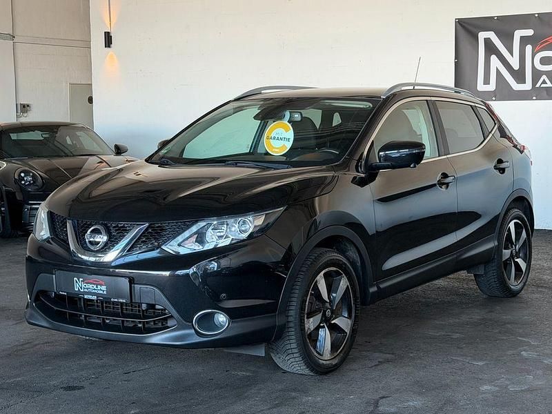 Gebraucht Nissan Qashqai 360º 110 PS (80 kW) 2016 Schwarz SUV
