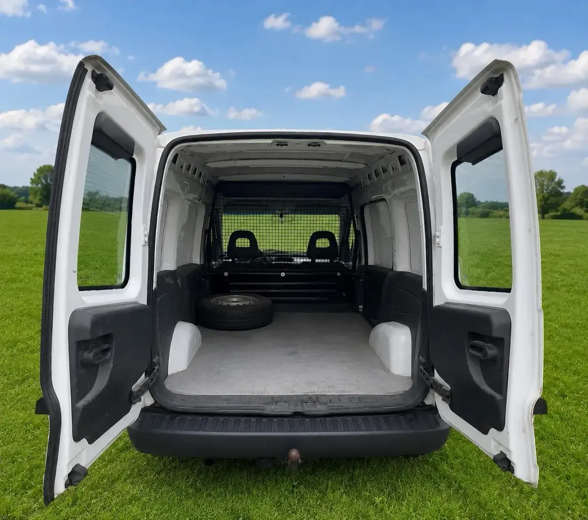 Gebraucht Opel Combo 90 PS (66 kW) 2011 Weiß Van / Kleinbus