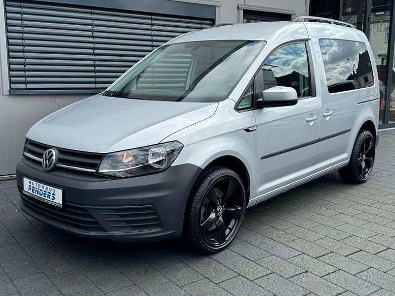 Silber Gebraucht 2018 VW Caddy Trendline Van / Kleinbus | 15.990 € (Fairer Preis) - Bild 1/4