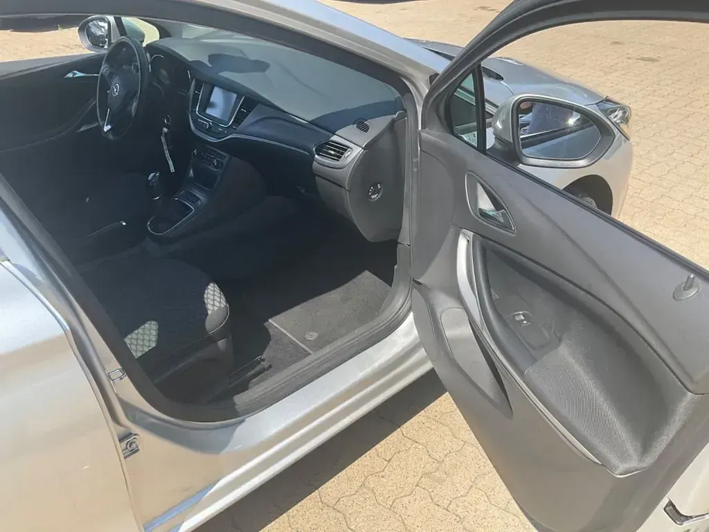 Gebraucht Opel Astra 105 PS (77 kW) 2018 Silber Kombi