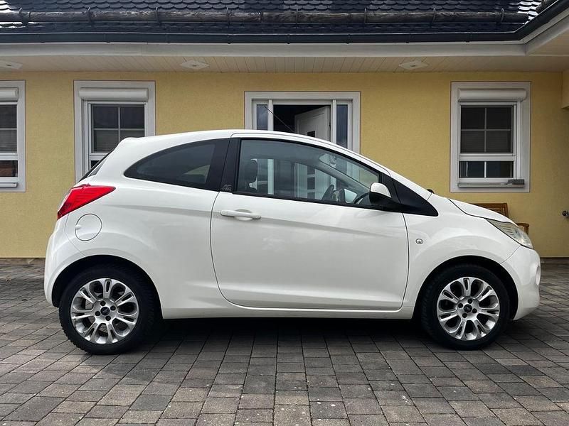 Gebraucht Ford Ka 69 PS (50 kW) 2009 Weiß Kleinwagen