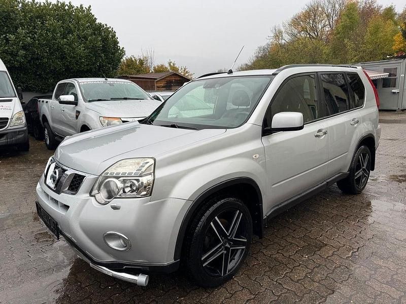 Silber Gebraucht 2012 Nissan X-Trail SUV | 9.900 € (Fairer Preis) - Bild 1/4
