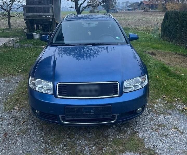 Blau Gebraucht 2003 Audi A4 Kombi | 500 € (Superpreis) - Bild 1/4