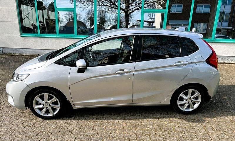 Gebraucht Honda Jazz Elegance 102 PS (75 kW) 2016 Silber Kleinwagen