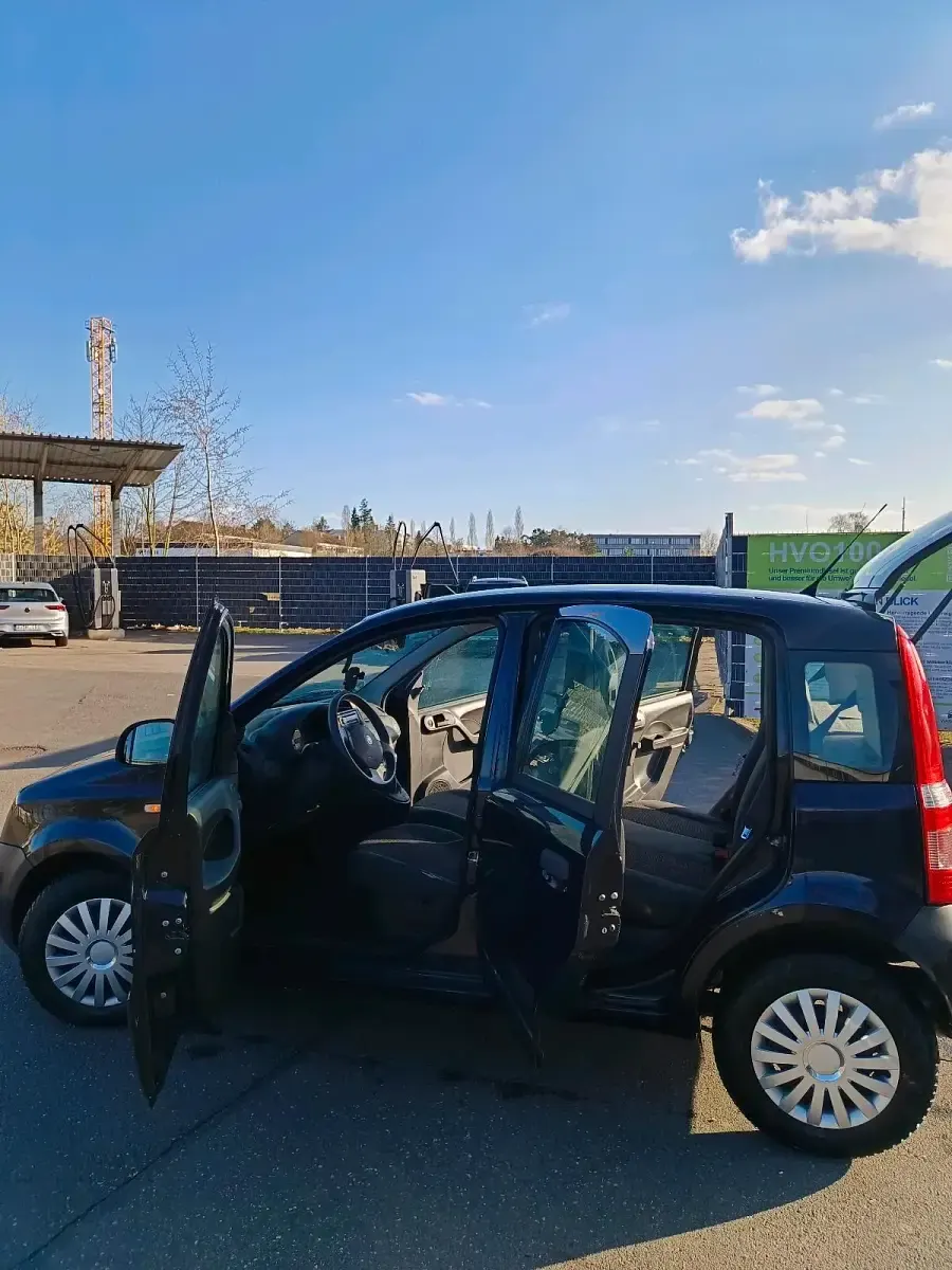 Gebraucht Fiat Panda 54 PS (39 kW) 2010 Schwarz Kleinwagen