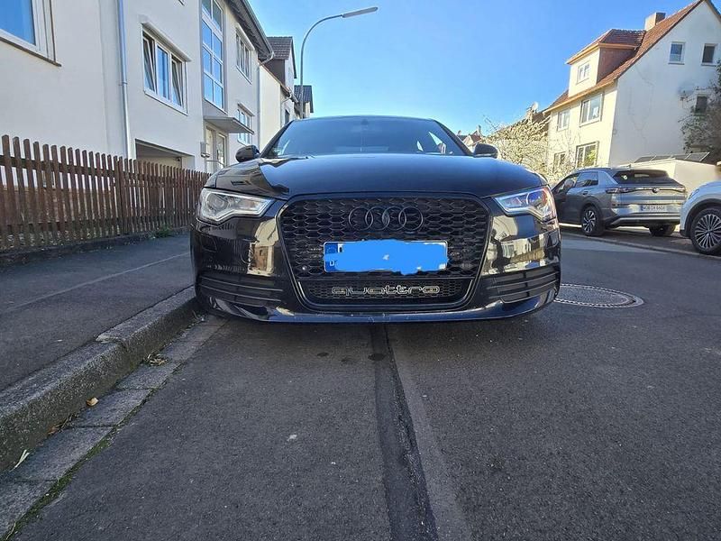 Second-hand Audi A6 S-Line 245 CP (180 kW) 2012 Negru Berlinǎ