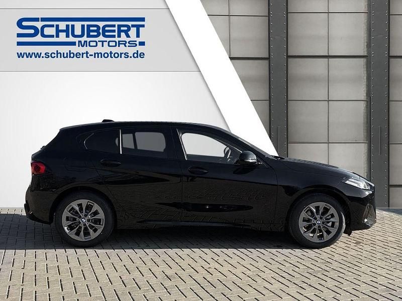 Gebraucht BMW 116 122 PS (89 kW) 2026 Schwarz Kleinwagen