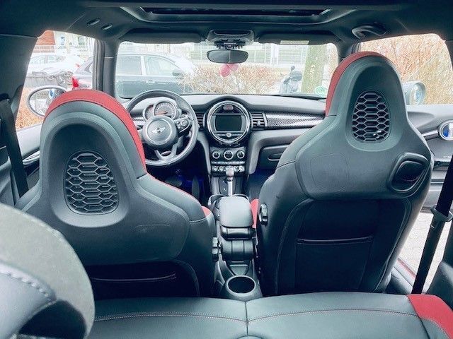 Schwarz Gebraucht 2018 Mini Cooper S Kleinwagen | 16.100 € (Guter Preis) - Bild 1/4