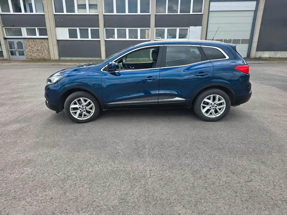 Gebraucht Renault Kadjar 131 PS (96 kW) 2015 Blau SUV