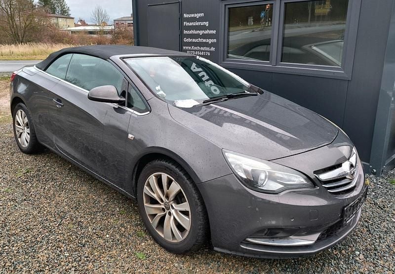 Gebraucht Opel Cascada Edition 120 PS (88 kW) 2013 Plat.anthr./rogrey/0j:silbergr Cabrio