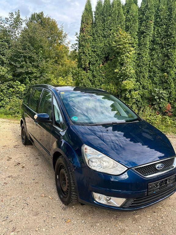 Blau Gebraucht 2008 Ford Galaxy Ambiente Van / Kleinbus | 2.500 € (Superpreis) - Bild 1/4
