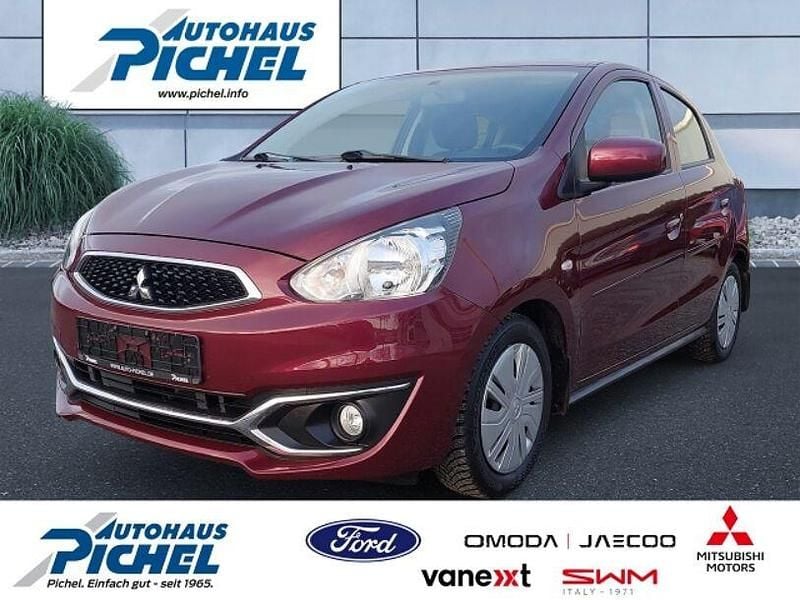 Gebraucht Mitsubishi Space Star Edition 71 PS (52 kW) 2017 Rot Limousine