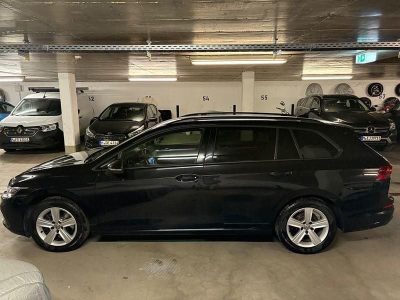 Gebraucht VW Golf VII 150 PS (110 kW) 2021 Schwarz Kleinwagen