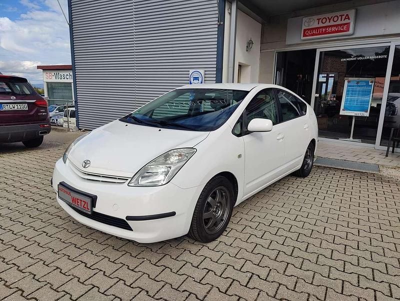 Gebraucht Toyota Prius Sol 77 PS (56 kW) 2005 Weiß Kleinwagen