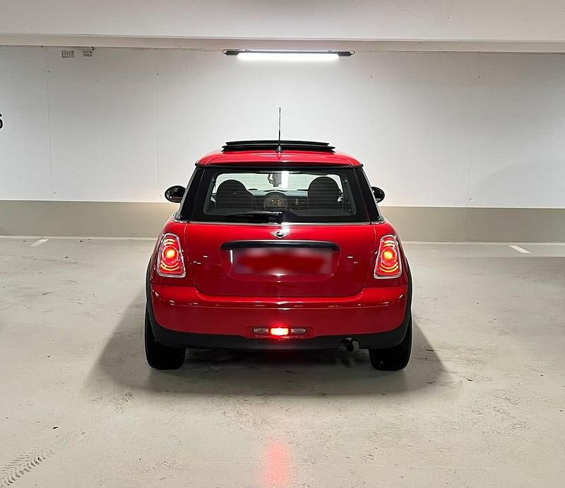 Gebraucht Mini Cooper 70 PS (51 kW) 2010 Rot Kleinwagen