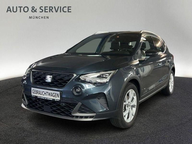 Grau Gebraucht 2022 Seat Arona FR SUV | 19.960 € (Guter Preis) - Bild 1/3