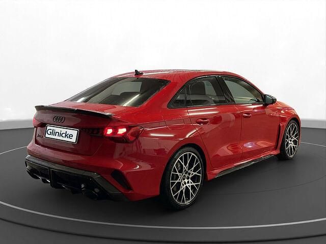 Gebraucht Audi RS3 Ambiente 400 PS (294 kW) 2024 Rot Limousine