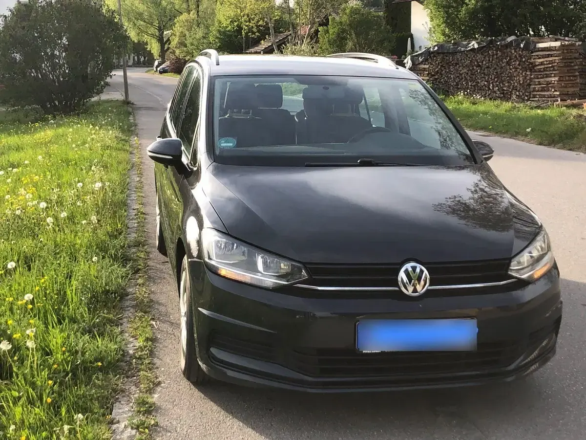 Gebraucht VW Touran 116 PS (85 kW) 2017 Grau Van / Kleinbus