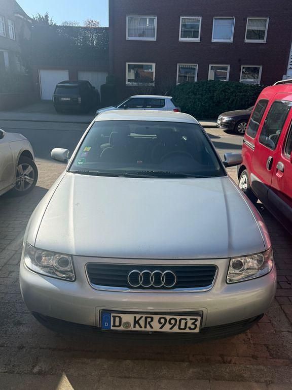 Gebraucht Audi A3 Ambiente 102 PS (75 kW) 2003 Silber Kleinwagen