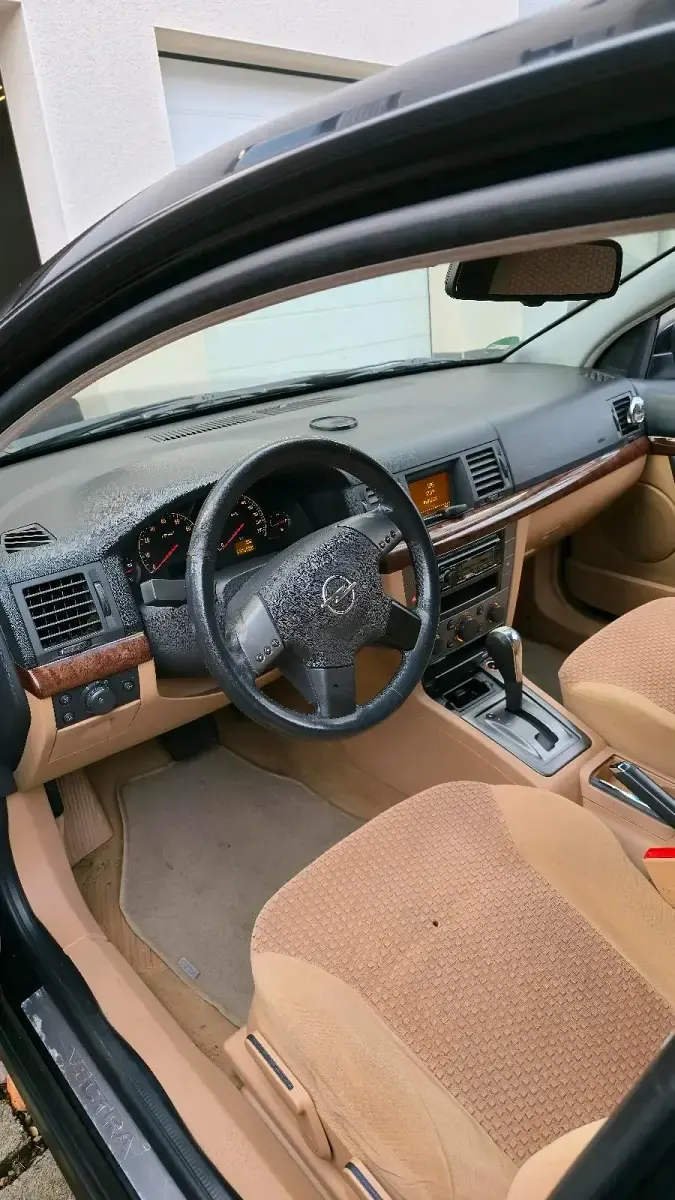 Gebraucht Opel Vectra 147 PS (108 kW) 2003 Schwarz Limousine